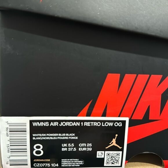 NIKE AIR JORDAN 1 RETRO LOW OG SNEAKERS - Picture 11 of 11